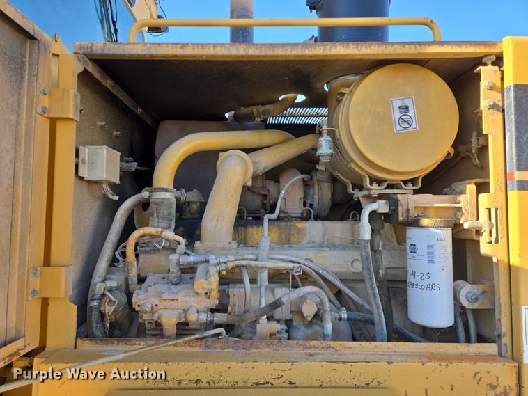 image for item EB1166 2002 Caterpillar 140H VHP motor grader