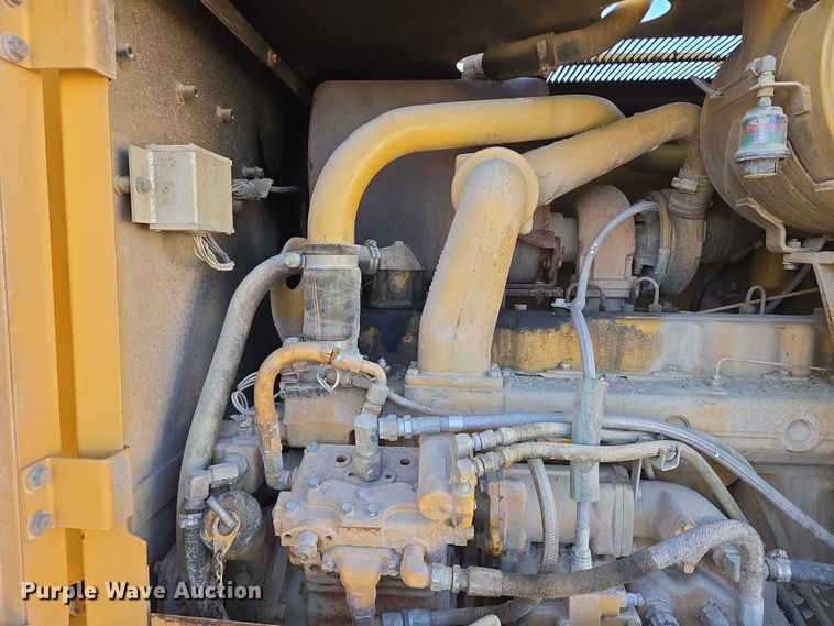 image for item EB1166 2002 Caterpillar 140H VHP motor grader