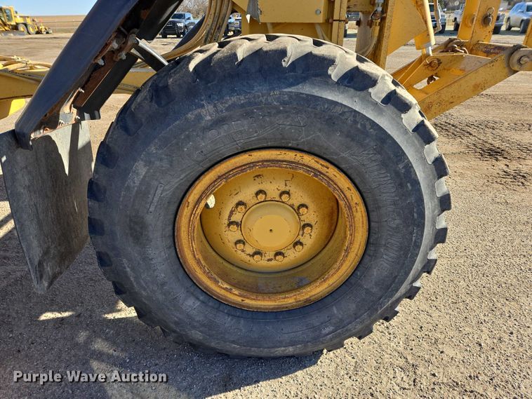 image for item EB1166 2002 Caterpillar 140H VHP motor grader