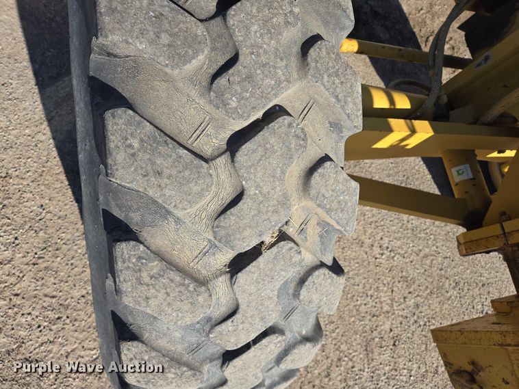 image for item EB1166 2002 Caterpillar 140H VHP motor grader