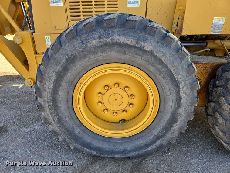 image for item EB1166 2002 Caterpillar 140H VHP motor grader