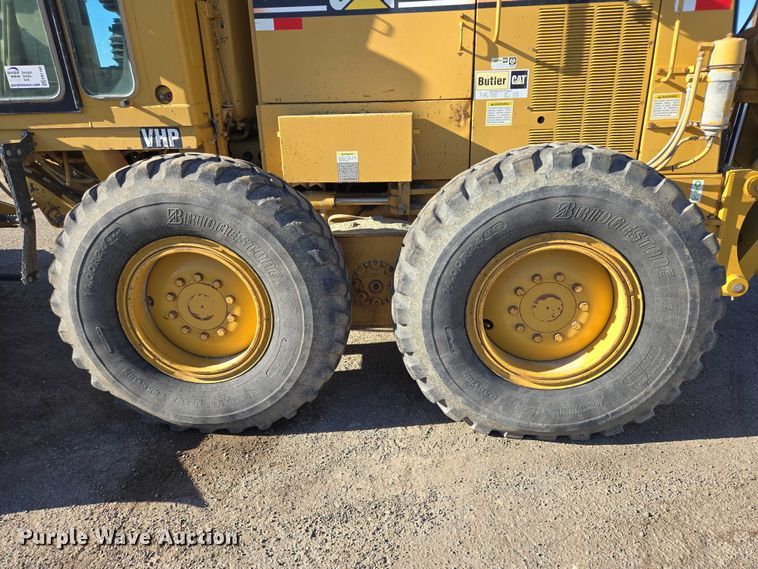 image for item EB1166 2002 Caterpillar 140H VHP motor grader