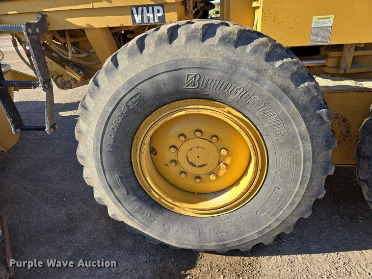 image for item EB1166 2002 Caterpillar 140H VHP motor grader