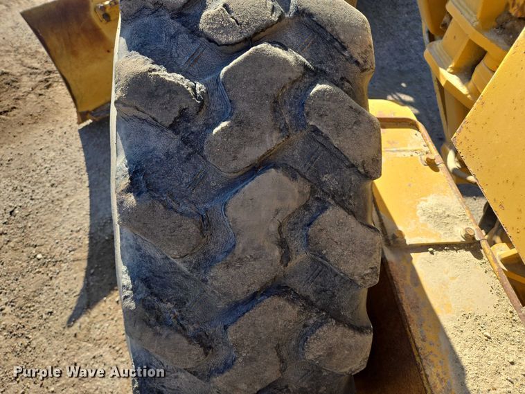 image for item EB1166 2002 Caterpillar 140H VHP motor grader