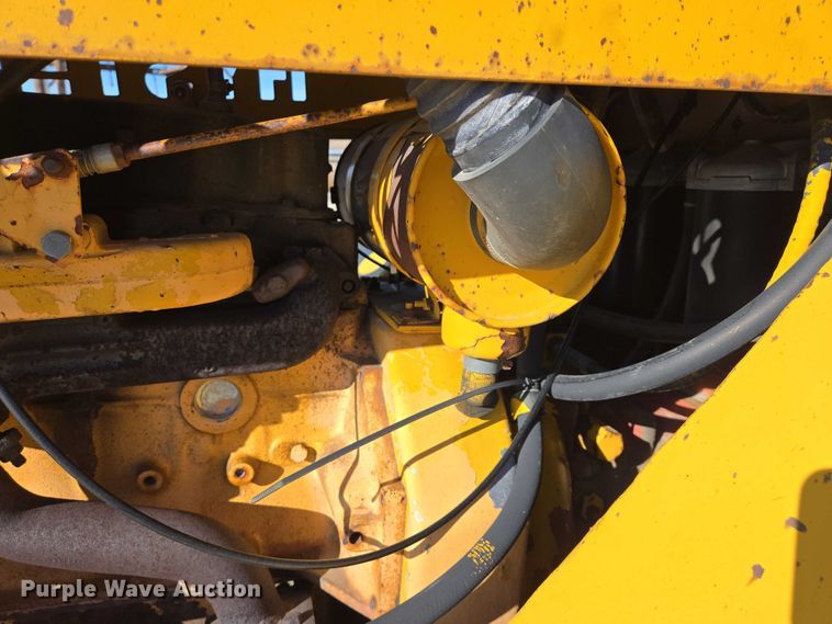 image for item EB1169 Hyster C530 Compactor pneumatic roller