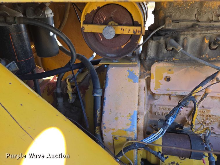 image for item EB1169 Hyster C530 Compactor pneumatic roller