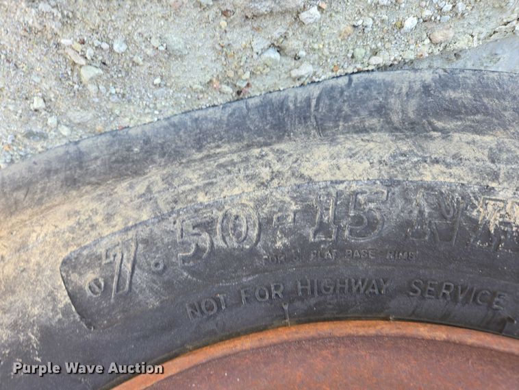 image for item EB1169 Hyster C530 Compactor pneumatic roller