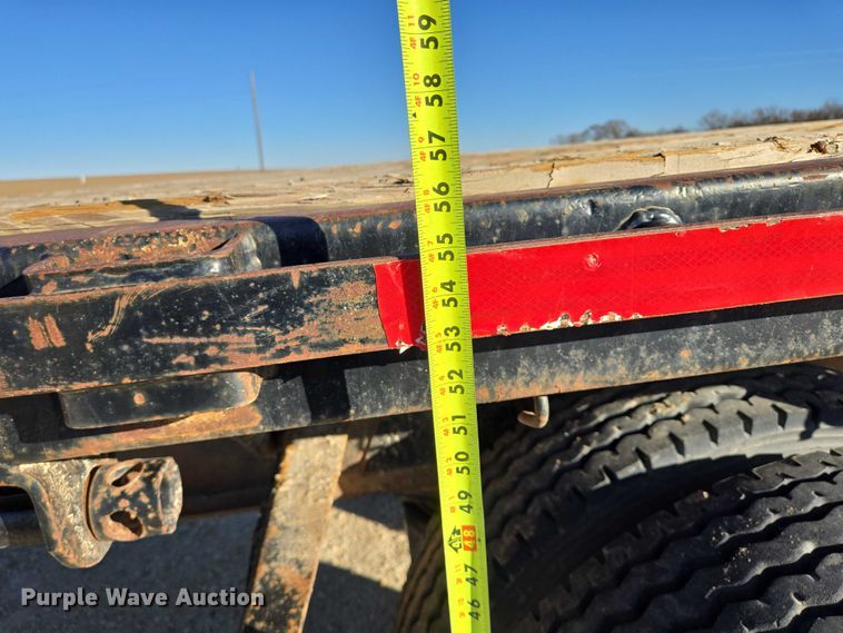 image for item EB1170 1986 Transcraft TL90K-45 flatbed trailer