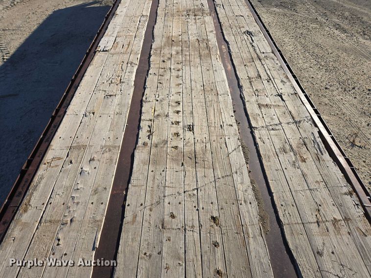 image for item EB1170 1986 Transcraft TL90K-45 flatbed trailer