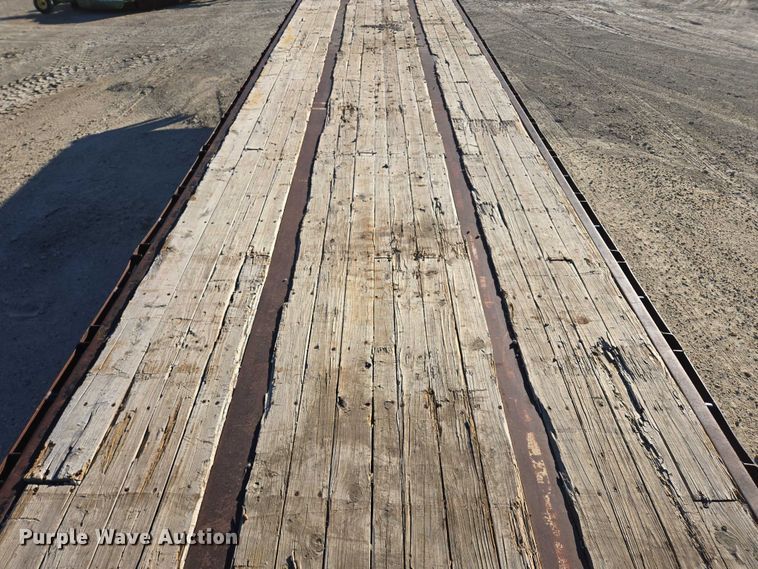 image for item EB1170 1986 Transcraft TL90K-45 flatbed trailer