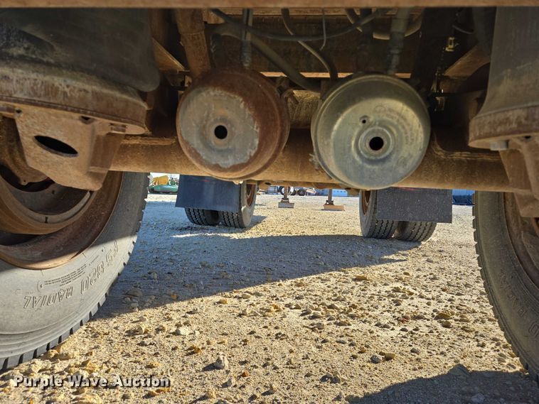 image for item EB1170 1986 Transcraft TL90K-45 flatbed trailer