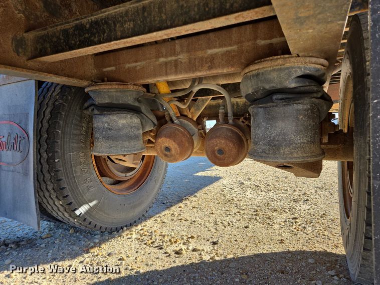 image for item EB1170 1986 Transcraft TL90K-45 flatbed trailer