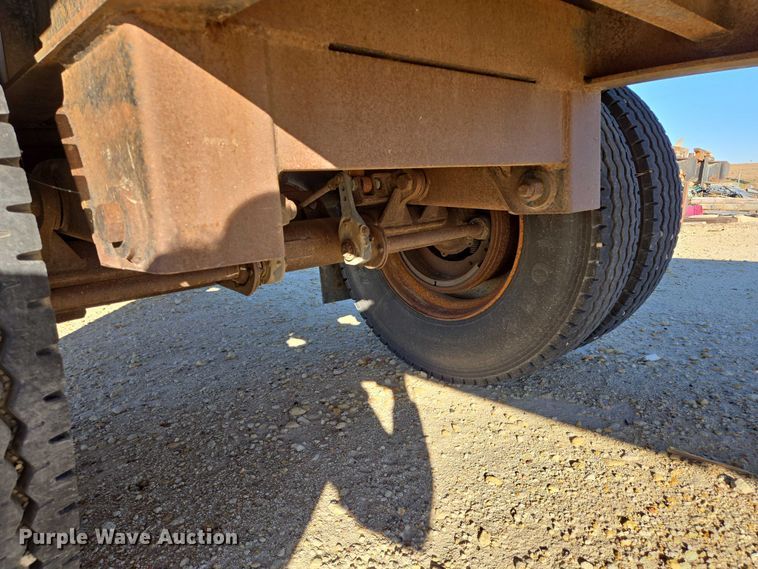 image for item EB1170 1986 Transcraft TL90K-45 flatbed trailer