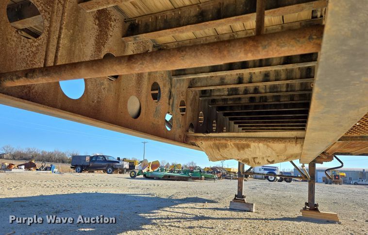 image for item EB1170 1986 Transcraft TL90K-45 flatbed trailer