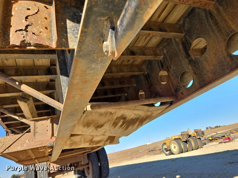 image for item EB1170 1986 Transcraft TL90K-45 flatbed trailer