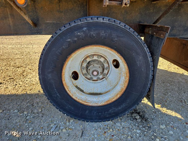 image for item EB1170 1986 Transcraft TL90K-45 flatbed trailer