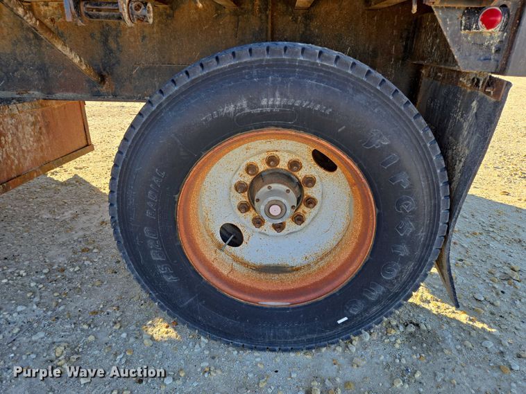 image for item EB1170 1986 Transcraft TL90K-45 flatbed trailer