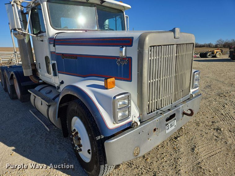 image for item EB1171 1994 International 9300 semi truck