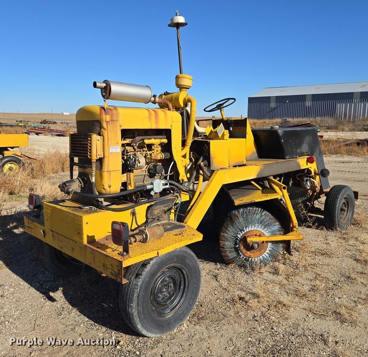 image for item EB1172 Rosco BH7 broom