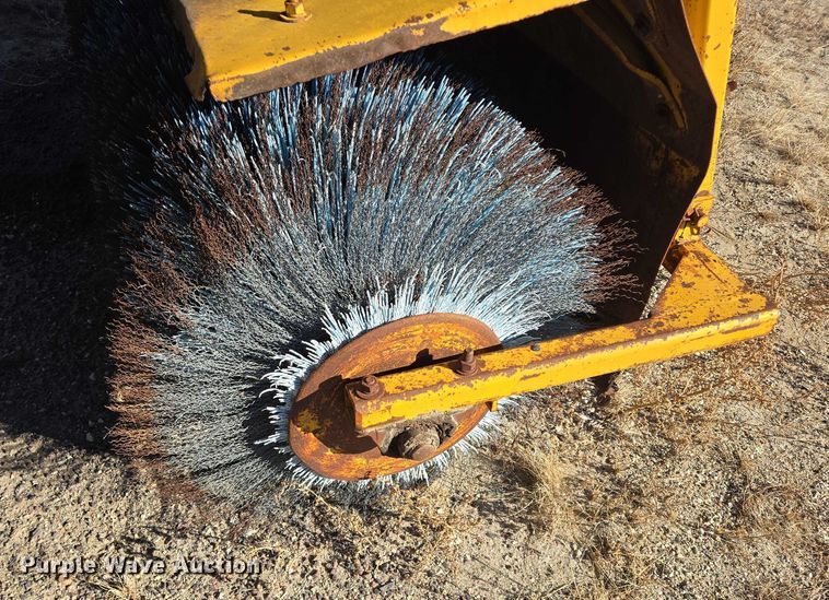 image for item EB1172 Rosco BH7 broom