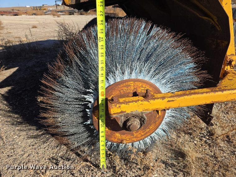 image for item EB1172 Rosco BH7 broom