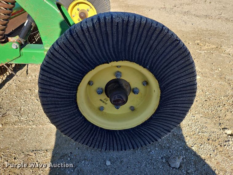 image for item EB1175 John Deere HX15 batwing rotary mower