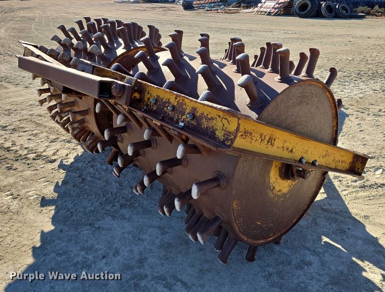 image for item EB1176 WM Bros sheepsfoot roller compactor