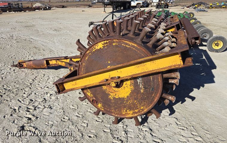 image for item EB1176 WM Bros sheepsfoot roller compactor