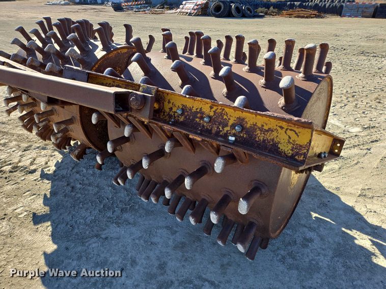 image for item EB1176 WM Bros sheepsfoot roller compactor