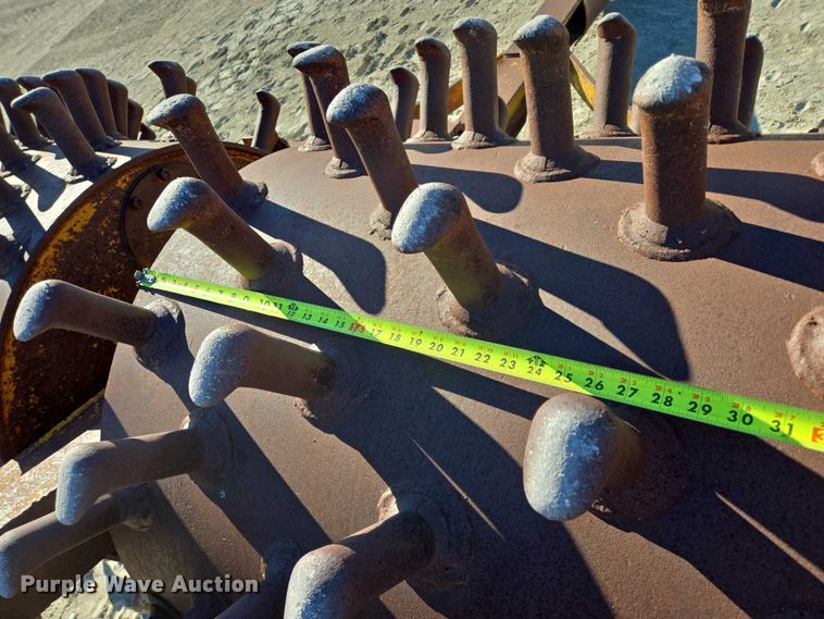 image for item EB1176 WM Bros sheepsfoot roller compactor