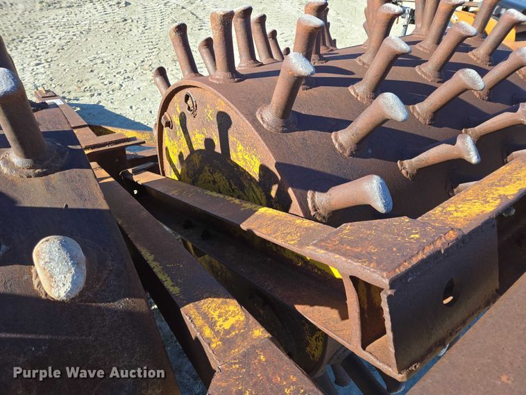 image for item EB1176 WM Bros sheepsfoot roller compactor