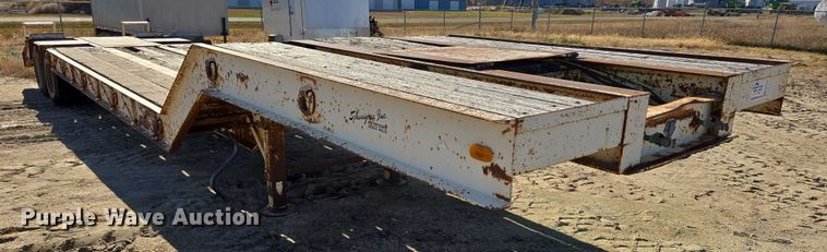 image for item EB1177 1981 Wisconsin 3100-30S equipment trailer