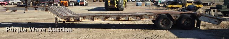 image for item EB1177 1981 Wisconsin 3100-30S equipment trailer