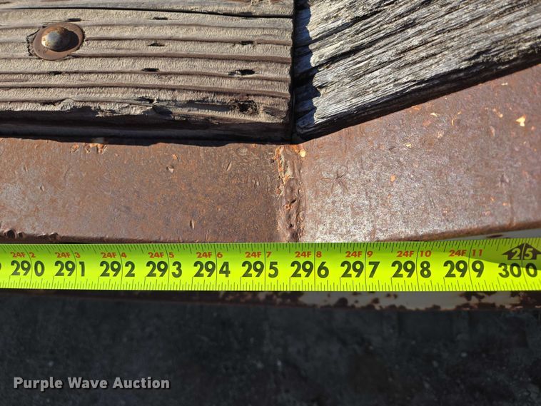 image for item EB1177 1981 Wisconsin 3100-30S equipment trailer