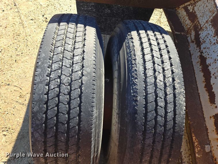 image for item EB1177 1981 Wisconsin 3100-30S equipment trailer