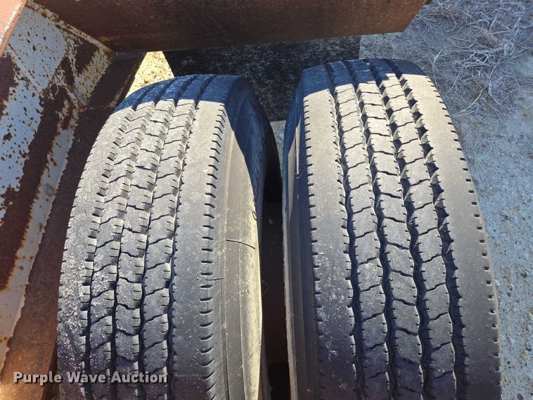 image for item EB1177 1981 Wisconsin 3100-30S equipment trailer