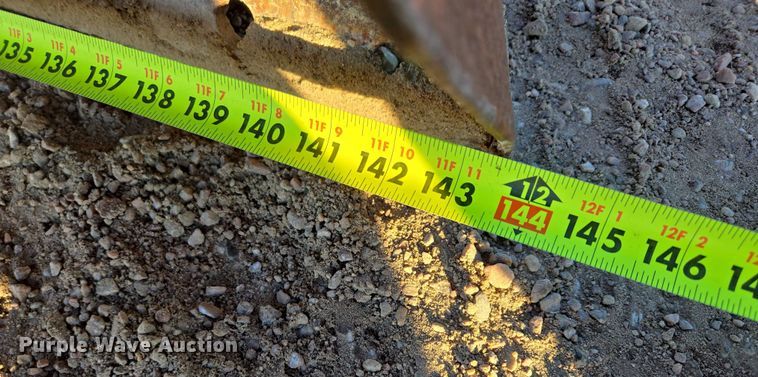 image for item EB1180 1992 Ford LT9000 dump truck