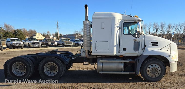 CAMIóN CAMAROTE 2007 MACK