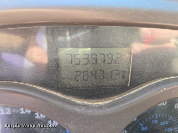 image for item EB1181 2007 Mack Vision semi truck