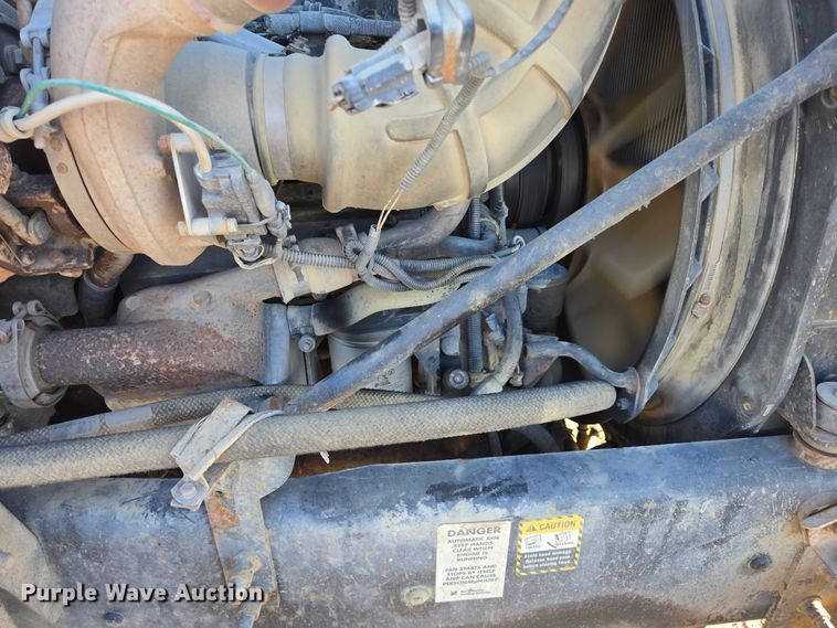 image for item EB1181 2007 Mack Vision semi truck