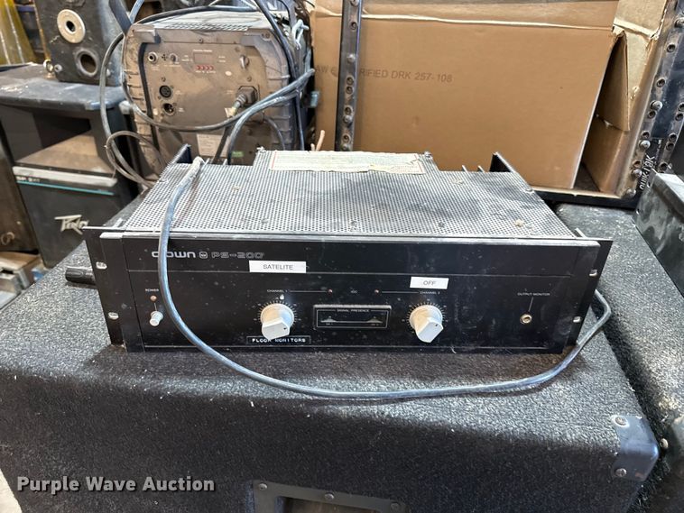 image for item EC4464 Peavey sound equipment
