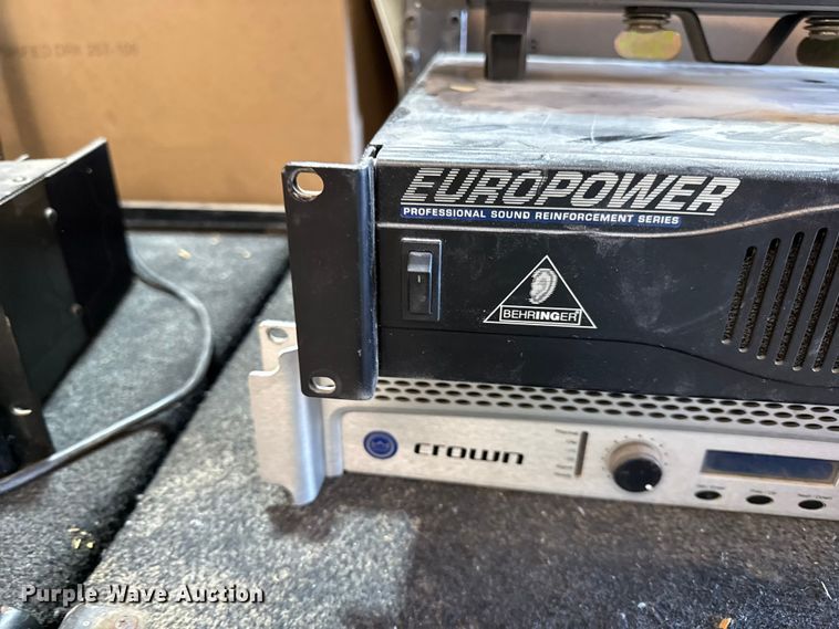 image for item EC4464 Peavey sound equipment