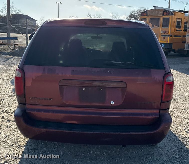 image for item EC4465 2002 Dodge Grand Caravan van