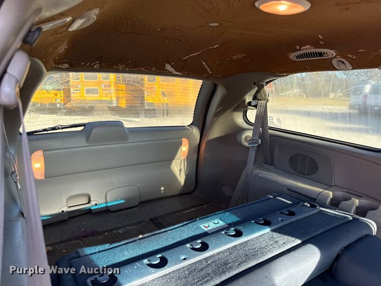 image for item EC4465 2002 Dodge Grand Caravan van