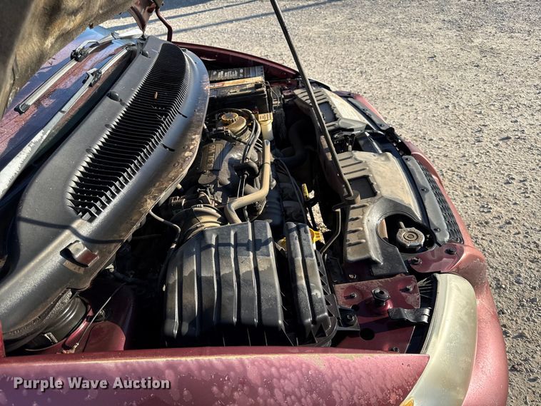 image for item EC4465 2002 Dodge Grand Caravan van