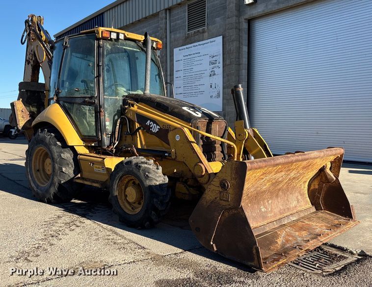 RETROEXCAVADORA 2009 CATERPILLAR 420E