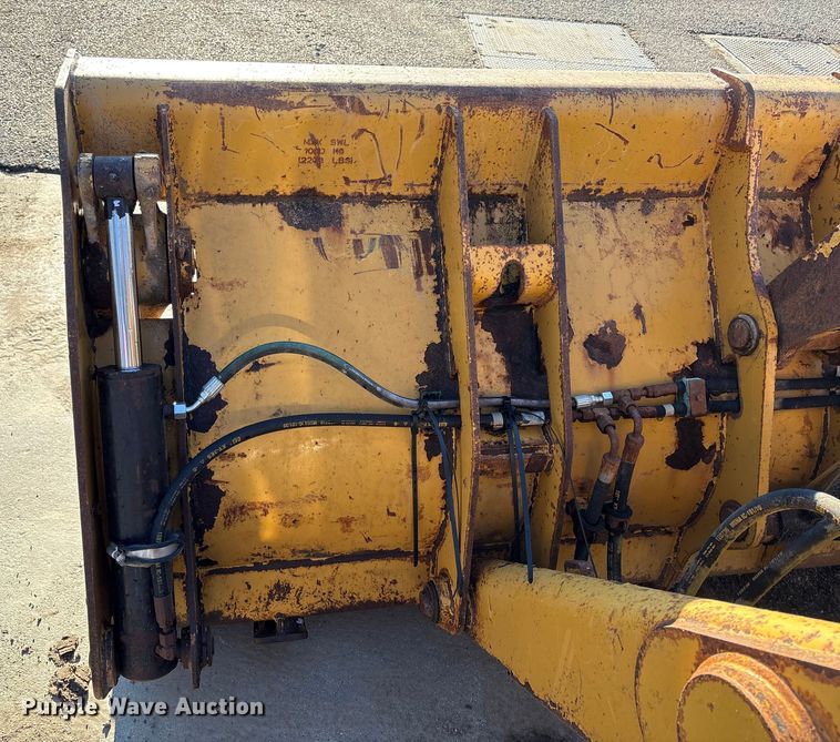 image for item EC8155 2009 Caterpillar 420E backhoe