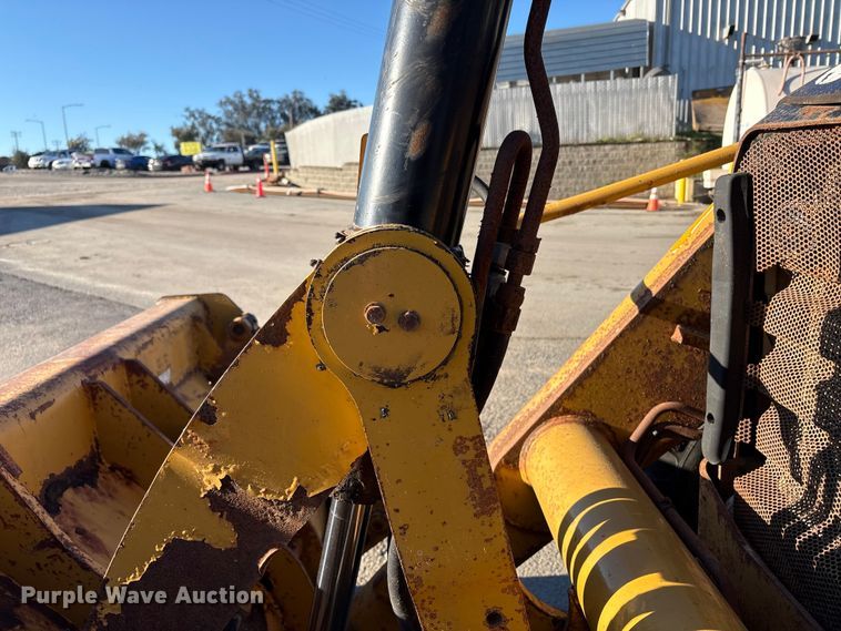 image for item EC8155 2009 Caterpillar 420E backhoe