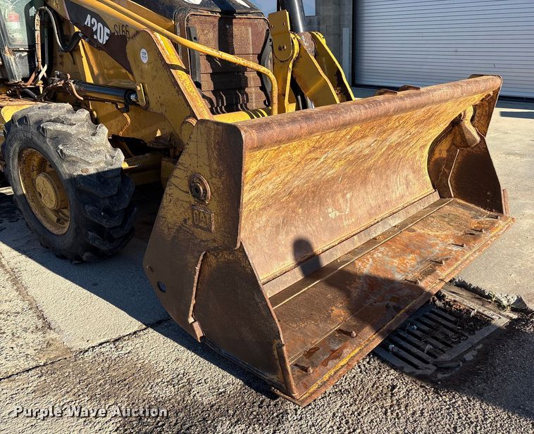 image for item EC8155 2009 Caterpillar 420E backhoe