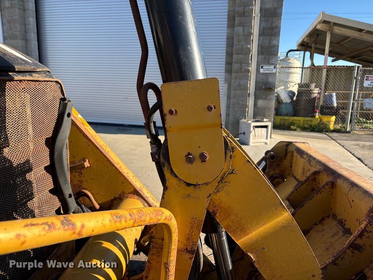 image for item EC8155 2009 Caterpillar 420E backhoe